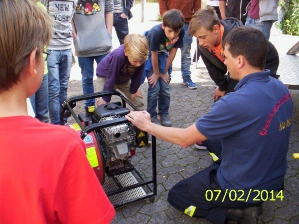 Forschertage an der GSF 2014: „Feuer und Flamme“